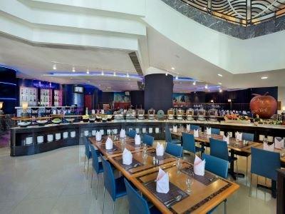 嘉湖海逸酒店 4* 香港
